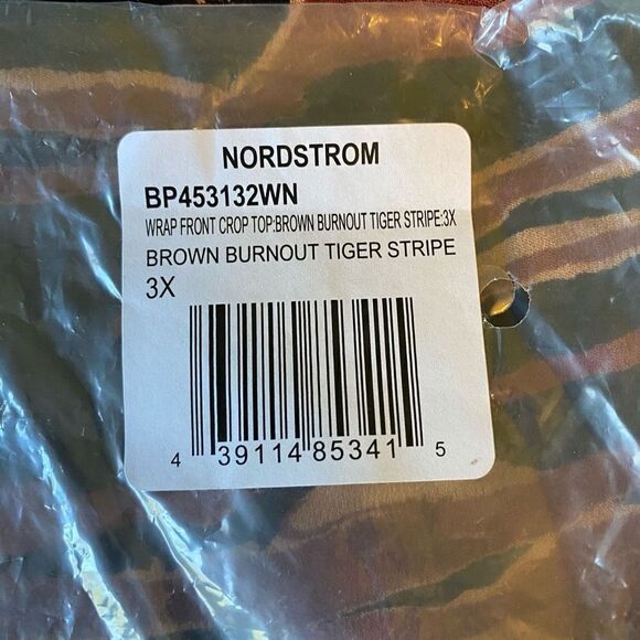 BP Womens Brown Burnout Tiger Stripe V Neck Surplice Wrap Crop Top Size 3X NWT - Picture 8 of 8